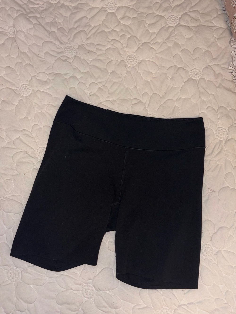 Uniqlo Black High-Waist Biker Shorts